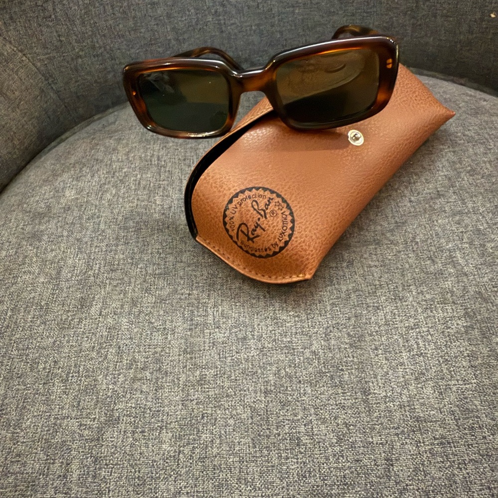 Ray-Ban Tortoise Shell Sunglasses vintage